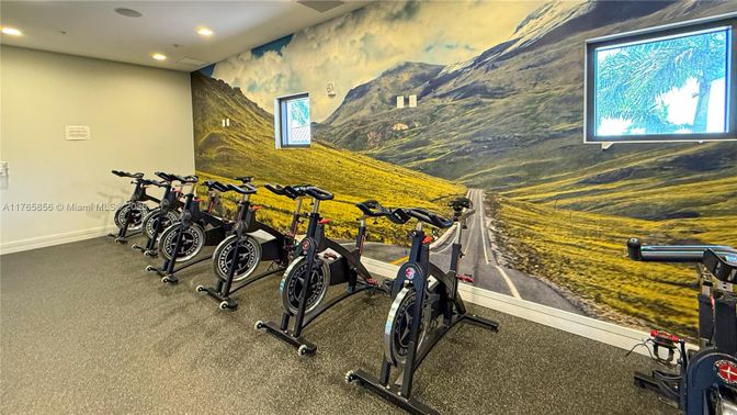 Fitness Equipment, Interior, Recessed Lighting