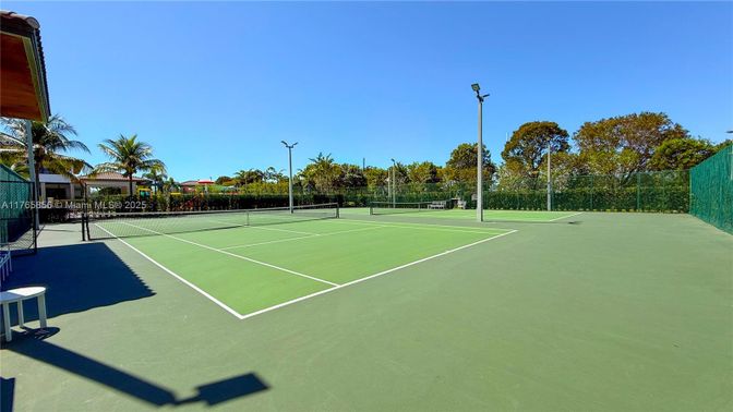 Exterior, Tennis Courts
