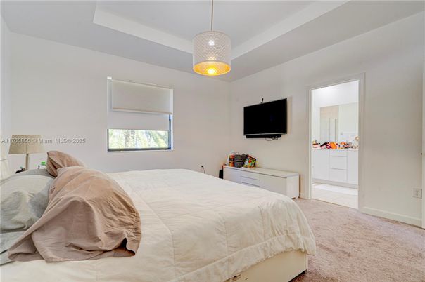 Bedroom, Interior, Pendant Lights