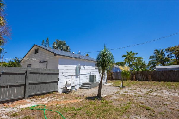 Backyard, Exterior