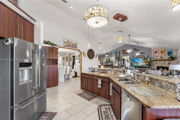 Interior, Kitchen, Pendant Lights, Recessed Lighting, Stainless Steel Appliances