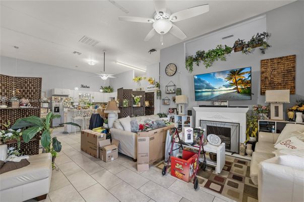 Fireplace, Interior, Living room