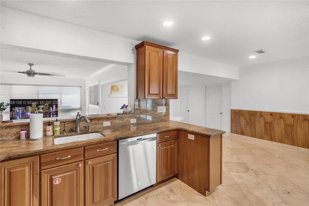 Interior, Kitchen, Recessed Lighting