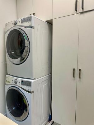 Interior, Utility Closets, Washer