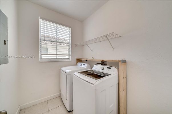 Interior, Washer