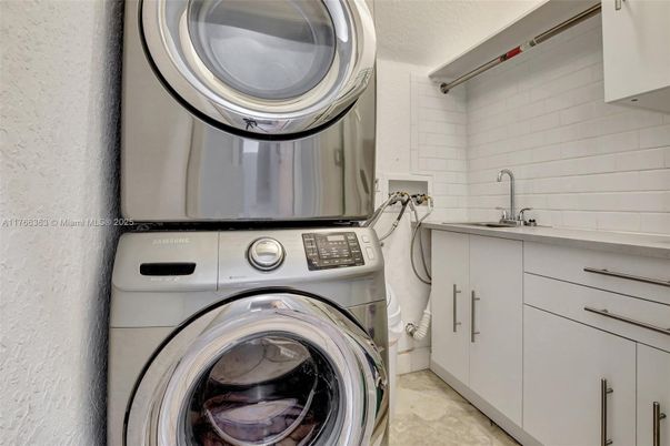 Interior, Utility Closets, Washer