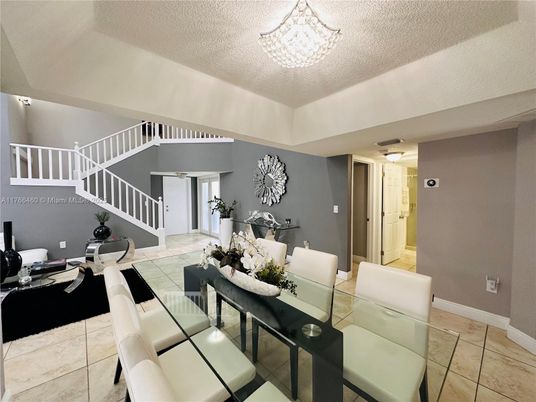 Dining room, Interior