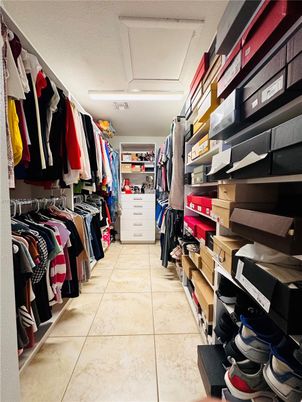 Interior, Walk-in Closets