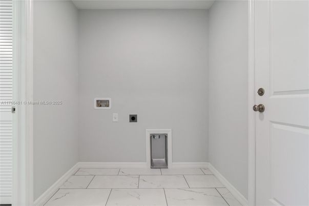 Empty room, Interior, Marble