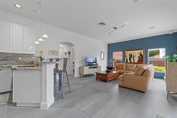 Interior, Kitchen, Living room, Pendant Lights, Recessed Lighting