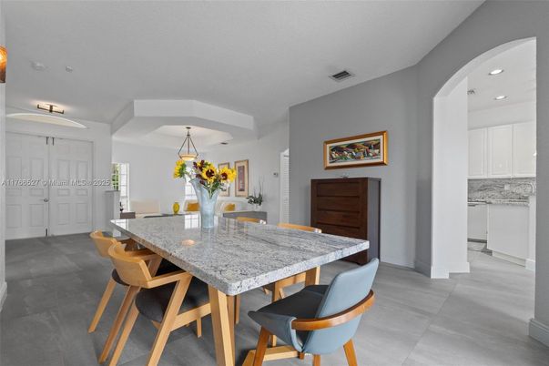 Dining room, Interior, Kitchen, Pendant Lights, Recessed Lighting