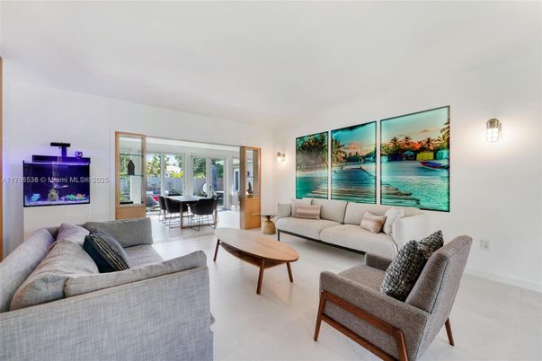 Dining room, Interior, Living room, Water