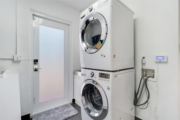 Interior, Utility Closets, Washer