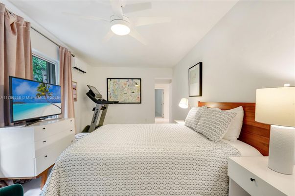 Bedroom, Fitness Equipment, Interior