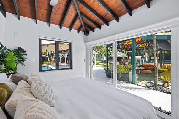 Bedroom, Interior, Wooden Beams, Wooden Ceilings