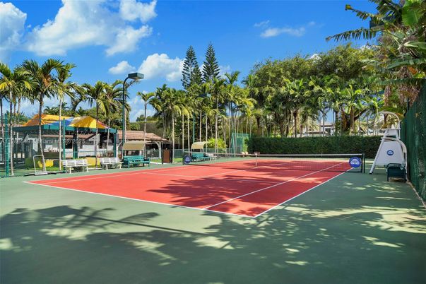 Exterior, Tennis Courts
