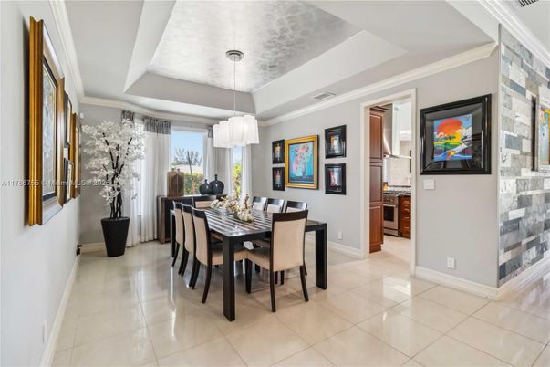 Dining room, Interior, Pendant Lights