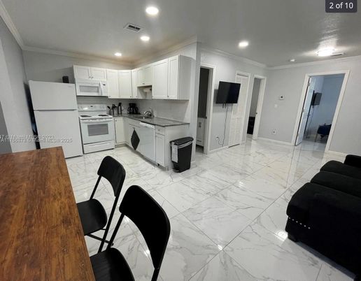 Interior, Kitchen, Marble, Recessed Lighting