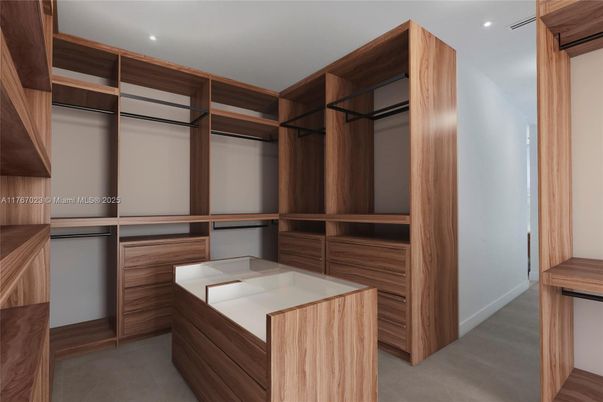 Interior, Recessed Lighting, Walk-in Closets