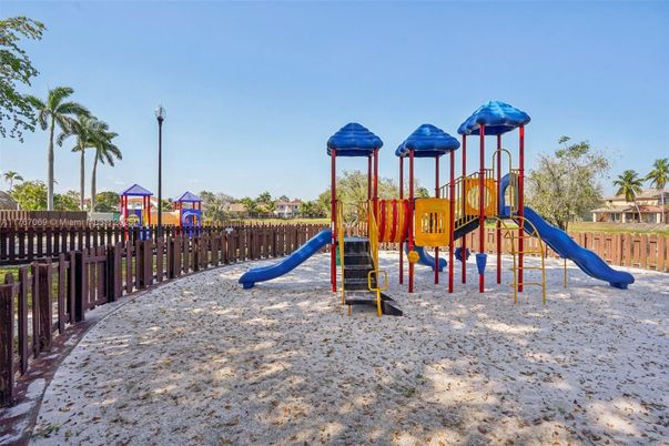Backyard, Exterior, Playground