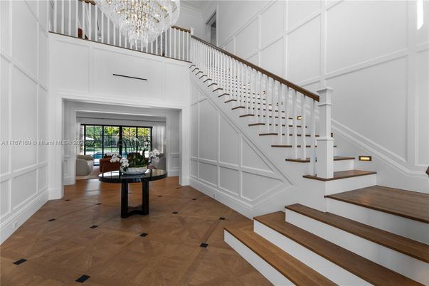 Chandelier, Interior, Wood Texture Flooring