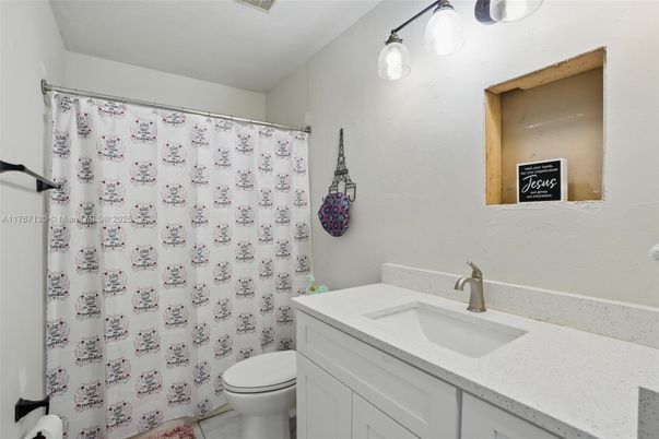 Bathroom, Interior