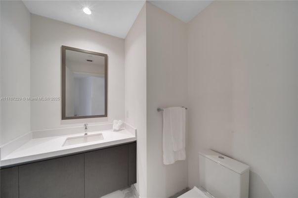 Bathroom, Interior, Marble, Recessed Lighting