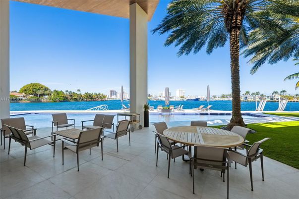 Exterior, Lake, Pool, Water