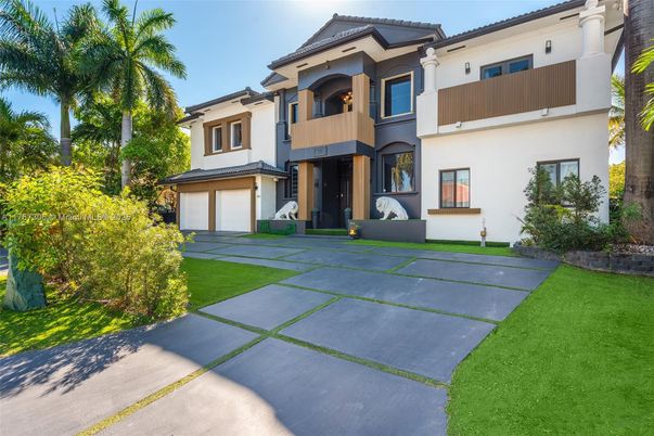 Attached, Backyard, Exterior, Facade, Mediterranean