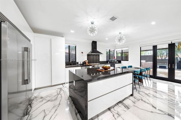 Chandelier, Interior, Kitchen, Marble, Recessed Lighting, Stainless Steel Appliances