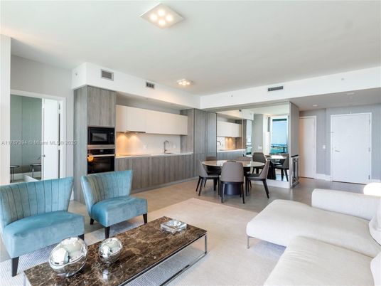 Dining room, Interior, Kitchen, Living room, Recessed Lighting