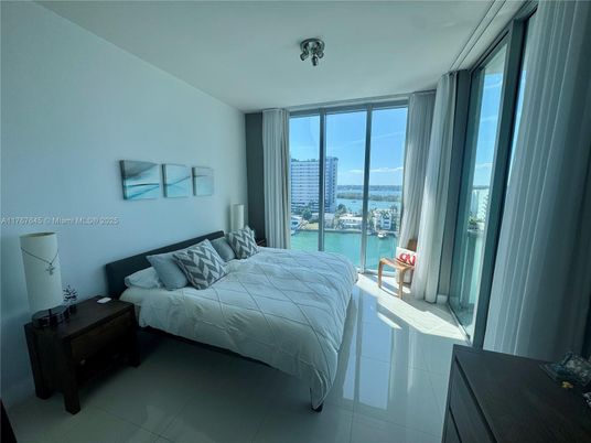 Bedroom, Interior, Water