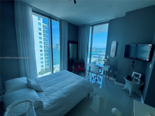 Bedroom, Interior, Water