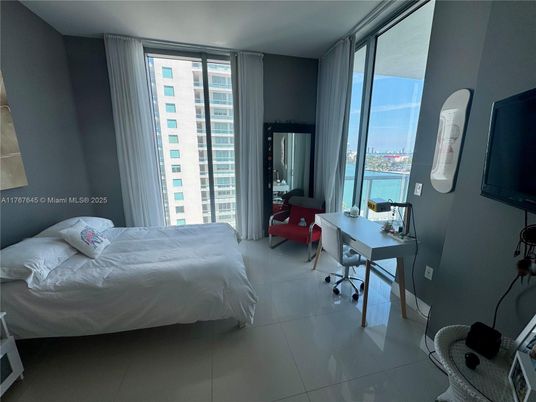 Bedroom, Home Office, Interior, Water