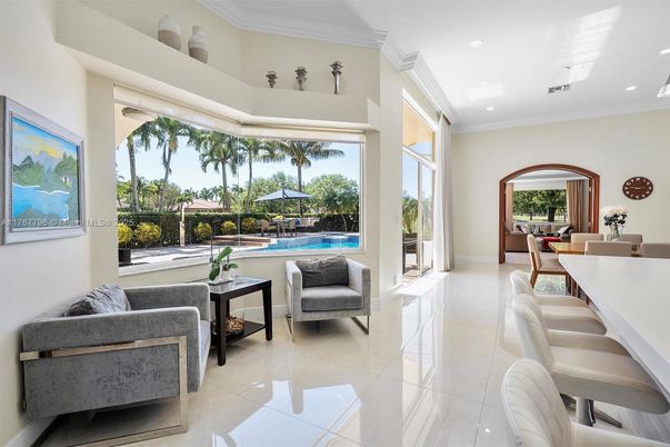 Dining room, Interior, Living room, Recessed Lighting