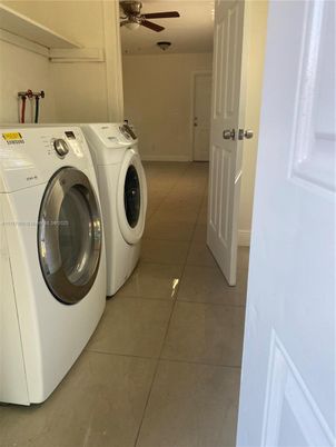 Interior, Washer