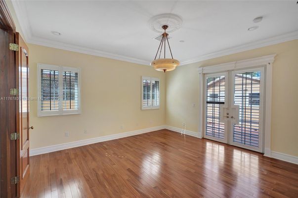 Empty room, Interior, Pendant Lights, Wood Texture Flooring