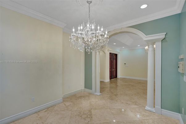 Chandelier, Empty room, Interior, Recessed Lighting