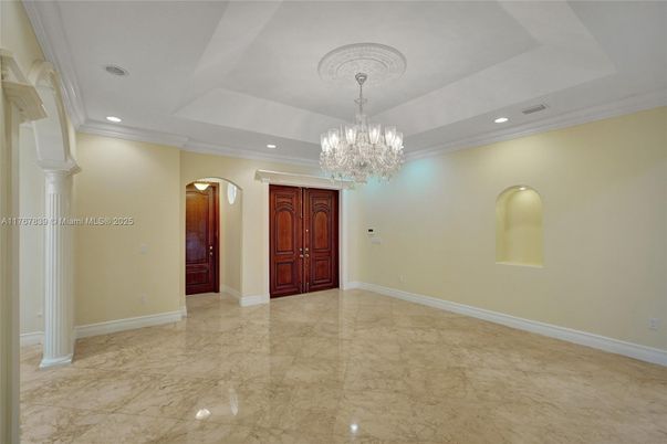 Chandelier, Interior, Recessed Lighting