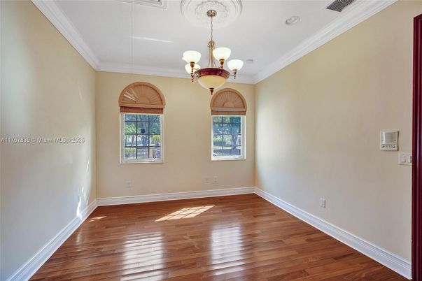 Chandelier, Empty room, Interior, Wood Texture Flooring