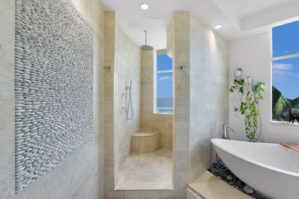 Bathroom, Free Standing Baths, Interior, Recessed Lighting