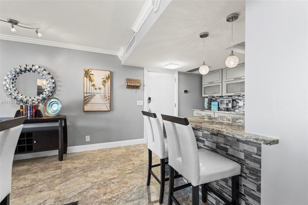 Dining room, Interior, Kitchen, Pendant Lights