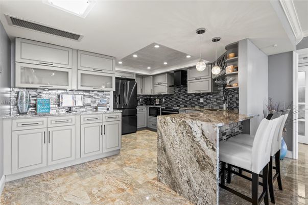 Interior, Kitchen, Pendant Lights, Recessed Lighting