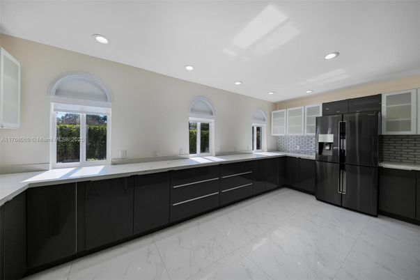 Interior, Kitchen, Marble, Recessed Lighting, Stainless Steel Appliances