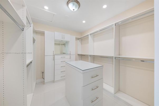 Interior, Recessed Lighting, Walk-in Closets