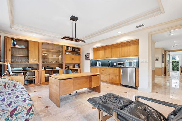 Home Office, Interior, Kitchen, Pendant Lights, Recessed Lighting, Stainless Steel Appliances