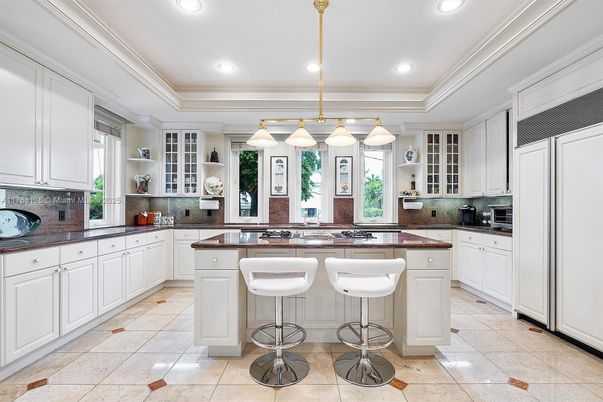 Interior, Kitchen, Pendant Lights, Recessed Lighting