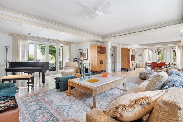 Chandelier, Interior, Living room, Piano, Recessed Lighting