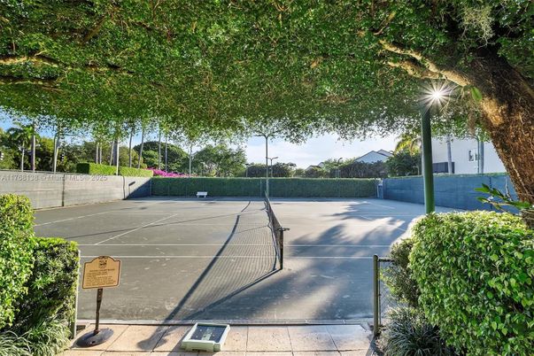 Exterior, Tennis Courts