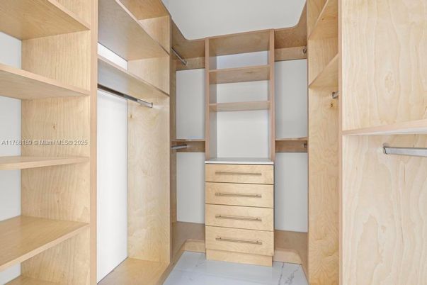 Interior, Walk-in Closets